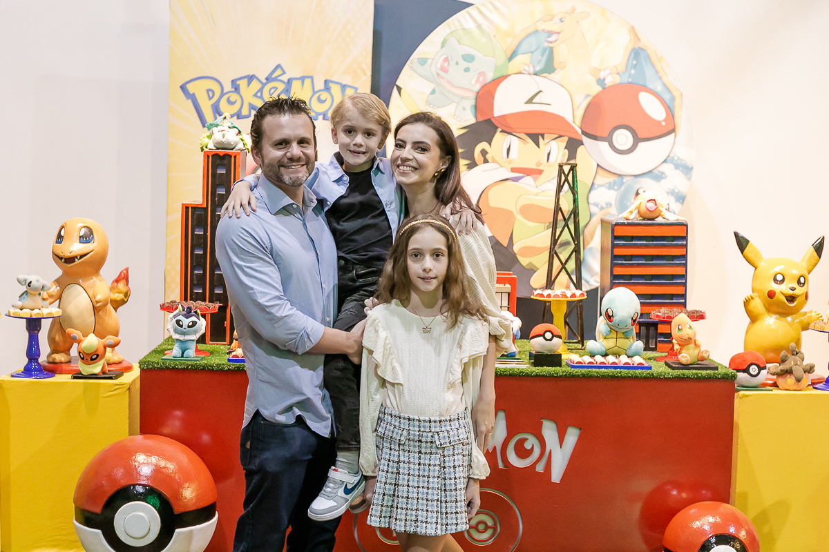 fotografias do aniversário de 7 anos do João Pedro com o tema pokemon no buffet espaço entre folhas localizado em moema zona sul sao paulo sp