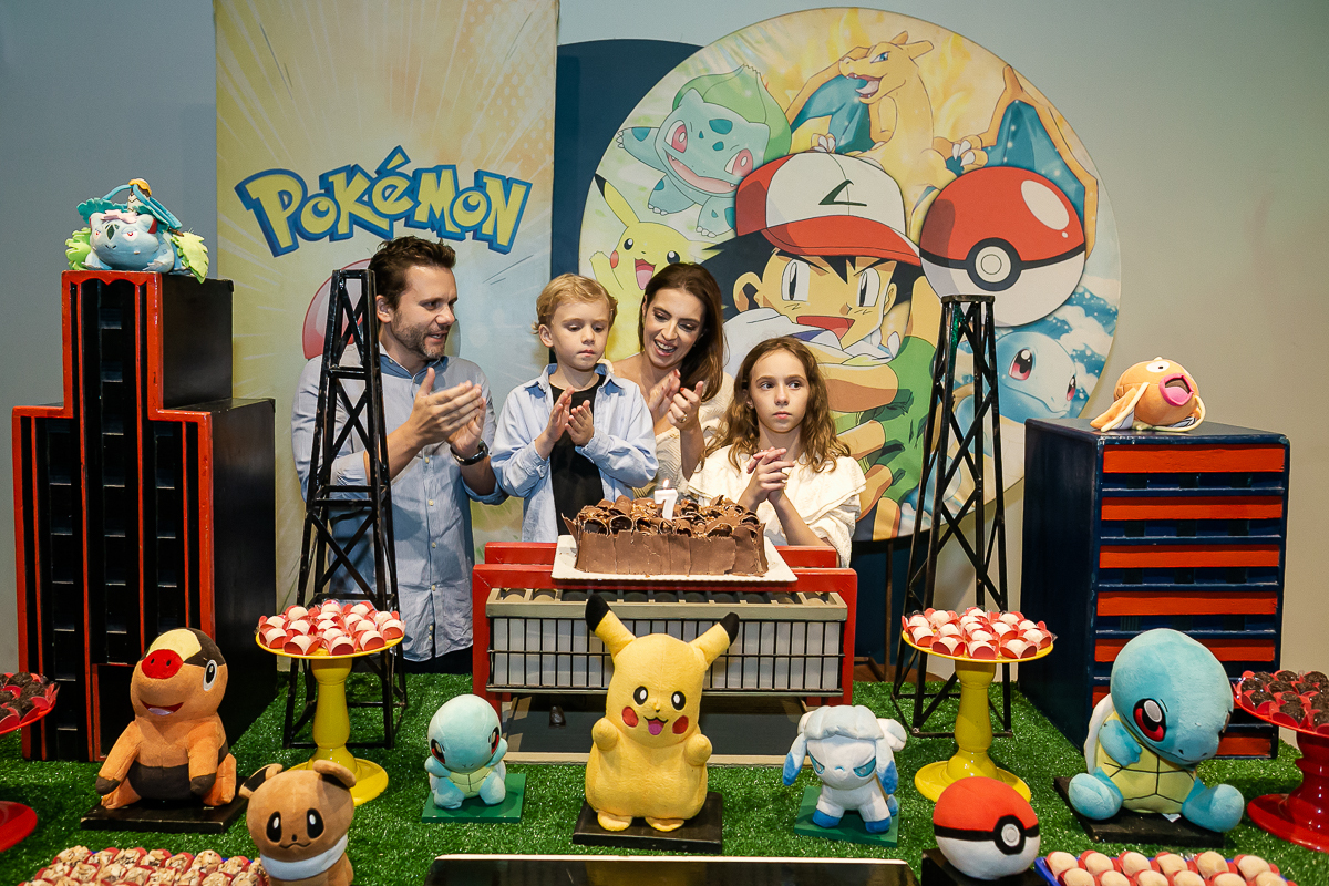 fotografias do aniversário de 7 anos do João Pedro com o tema pokemon no buffet espaço entre folhas localizado em moema zona sul sao paulo sp