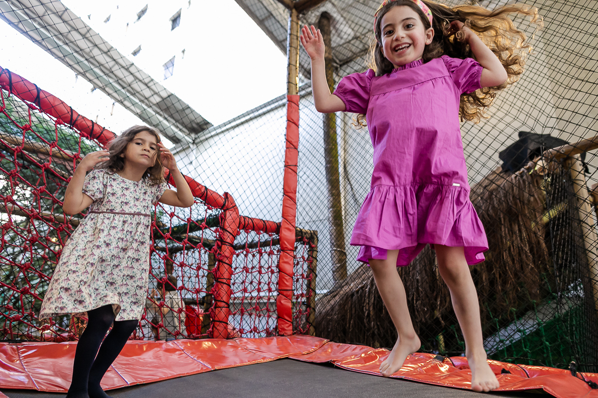 fotografias do aniversário de 5 anos do Bruno com o tema hot wheels no buffet espaço buticabeira em pinheiros zona oeste de sao paulo sp