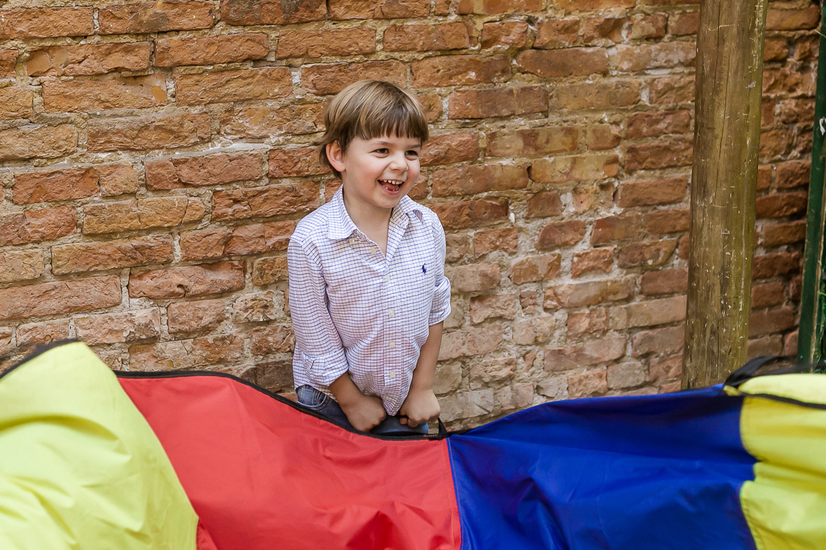 fotografias do aniversário de 5 anos do Bruno com o tema hot wheels no buffet espaço buticabeira em pinheiros zona oeste de sao paulo sp