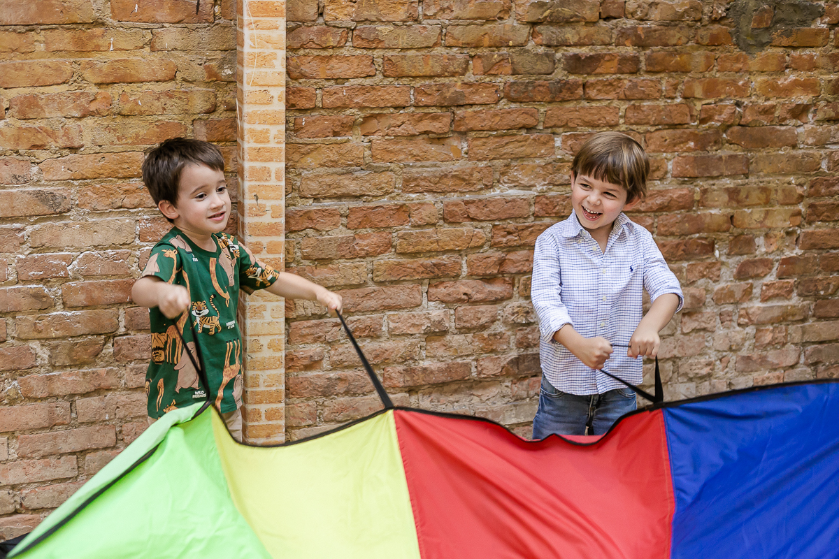 fotografias do aniversário de 5 anos do Bruno com o tema hot wheels no buffet espaço buticabeira em pinheiros zona oeste de sao paulo sp