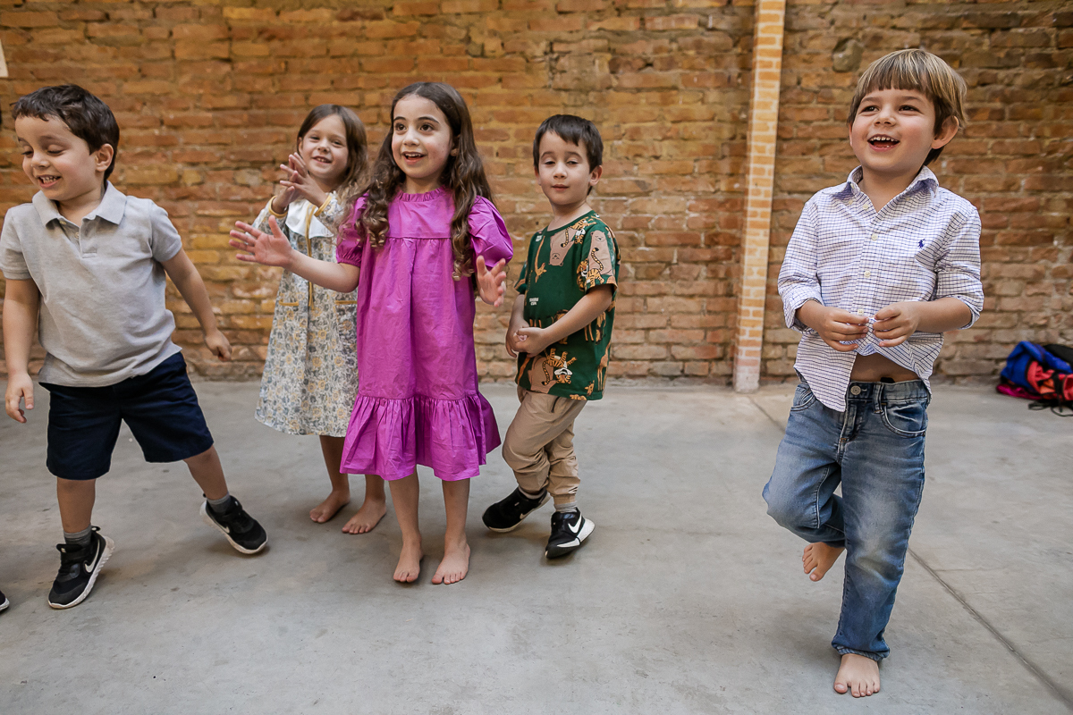 fotografias do aniversário de 5 anos do Bruno com o tema hot wheels no buffet espaço buticabeira em pinheiros zona oeste de sao paulo sp