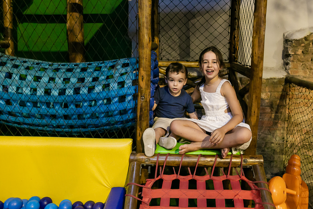 fotografias do aniversário de 5 anos do Bruno com o tema hot wheels no buffet espaço buticabeira em pinheiros zona oeste de sao paulo sp