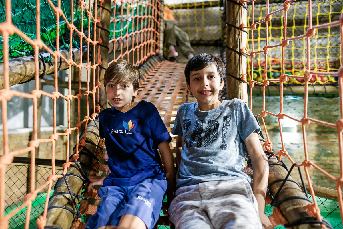 fotografias do aniversário de 5 anos do Bruno com o tema hot wheels no buffet espaço buticabeira em pinheiros zona oeste de sao paulo sp