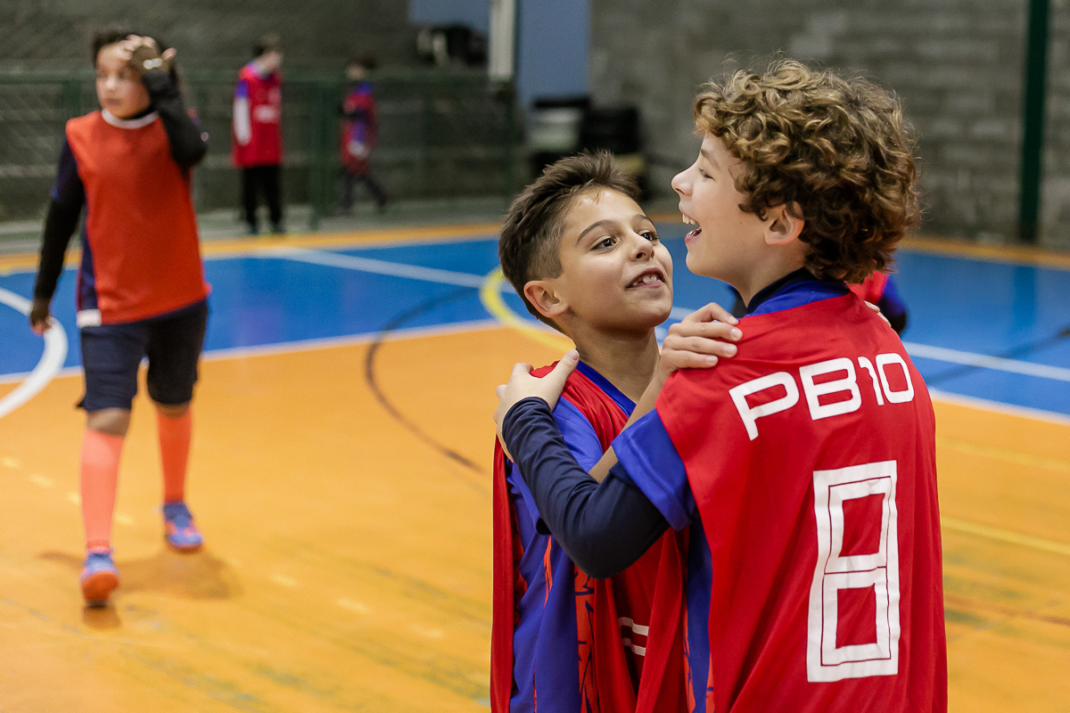 fotografias do aniversário de 10 anos do André que aconteceu na quadra do colégio assunção pamplona zona sul sao paulo sp