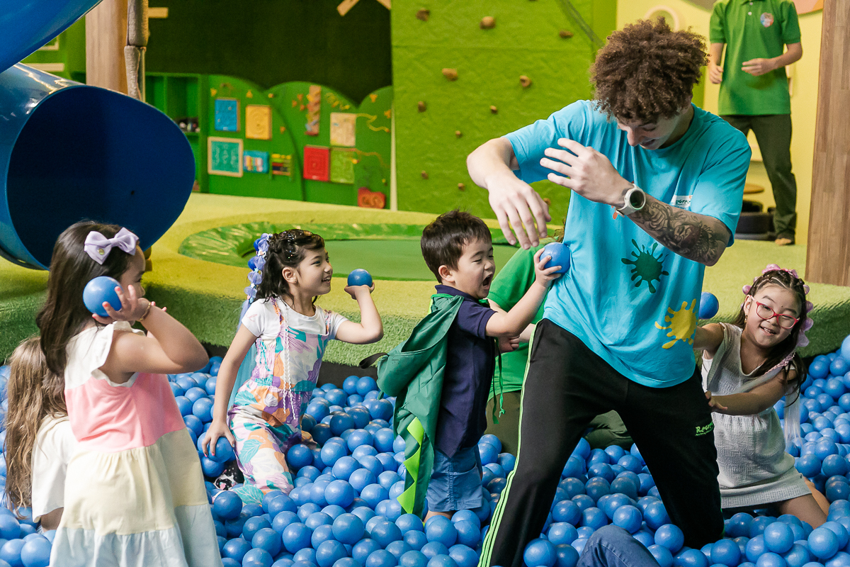 fotografias do aniversário de 7 anos da liz com o tema super mario e princesa no buffet espaço entre folhas em moema zona sul sao paulo sp