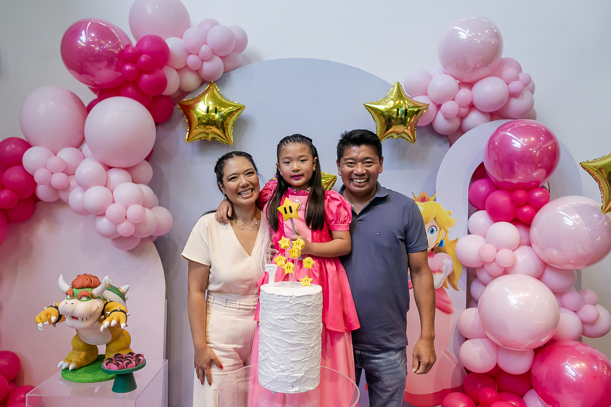 fotografias do aniversário de 7 anos da liz com o tema super mario e princesa no buffet espaço entre folhas em moema zona sul sao paulo sp