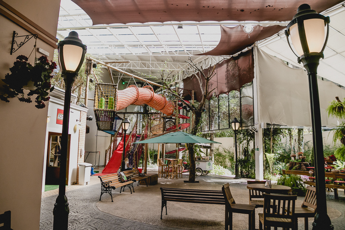 interior do buffet praca pitangueiras localizado na vila uberabinha sao paulo sp