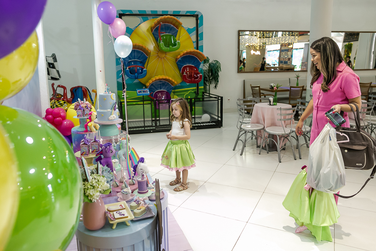 fotografias do aniversário de 5 anos da Isabela com o tema my little pony no buffet viva vida unidade granja viana cotia sao paulo sp