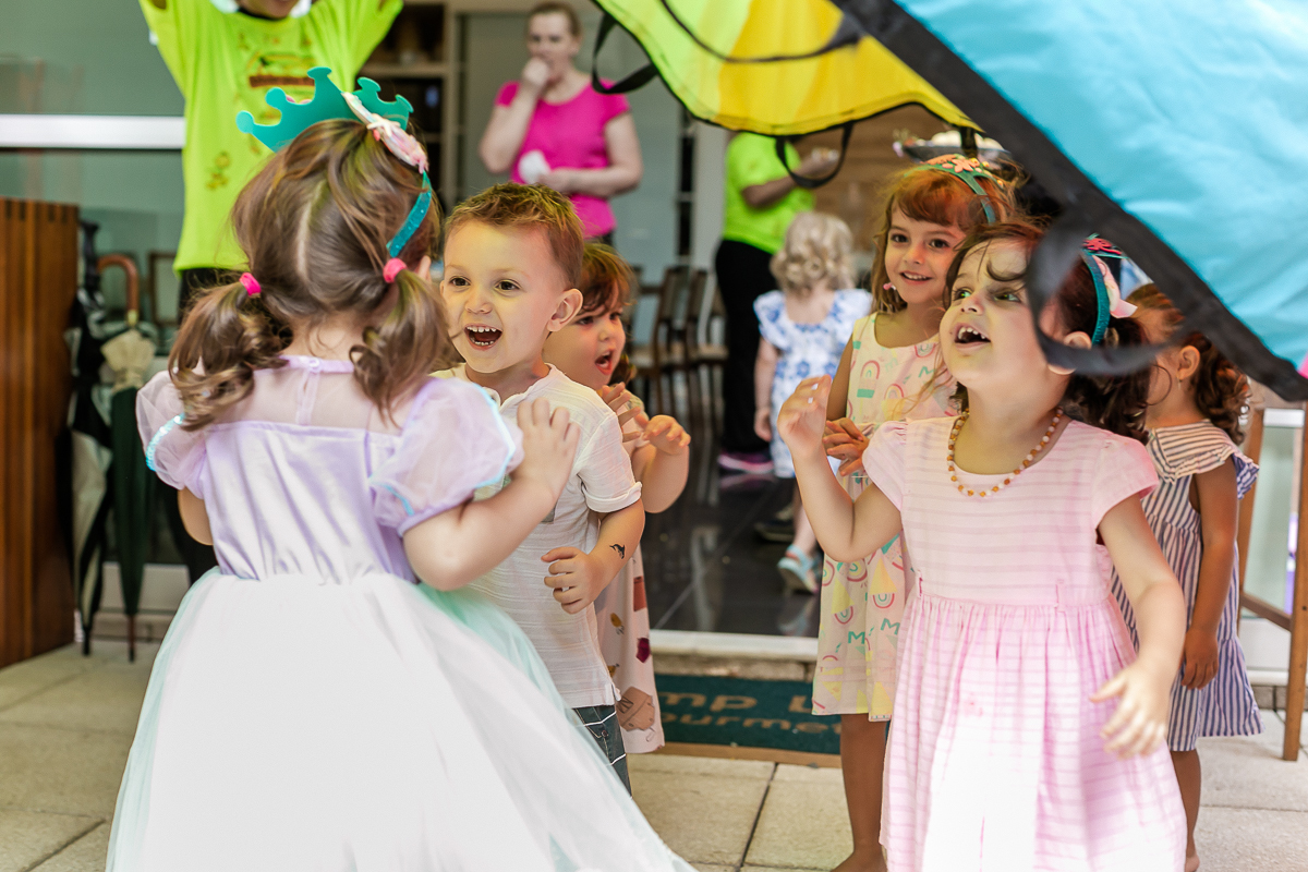 fotografias do aniversário de 3 anos da isabel com o tema pequena sereia no condominio da familia na vila olimpia zona sul sao paulo sp