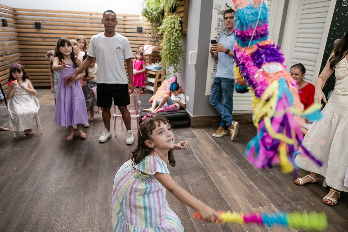 fotografias do aniversário de 6 anos da Isabella no ateliê carol arteira no bairro do campo belo zona sul sao paulo sp