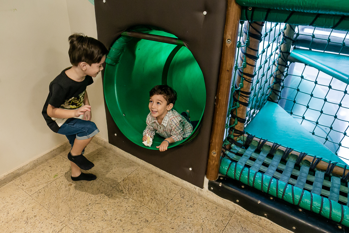 fotografias do aniversário de 4 anos do Rafael com o tema super herois no buffet espaco infantil alecrim no bairro de perdizes zona oeste sao paulo sp