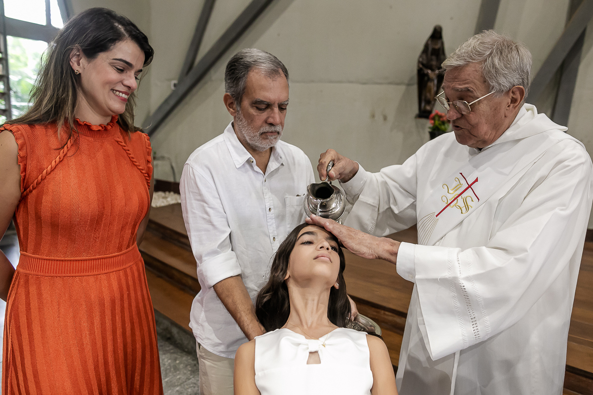 fotografias do batizado da Renata na Igreja da Cruz torta no alto de pinheiros zona oeste sao paulo sp