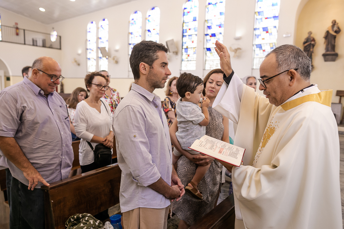 fotografias do batizado do Antonio na Paroquia Nossa Senhora Aparecida no alto de pinheiros em sao paulo sp