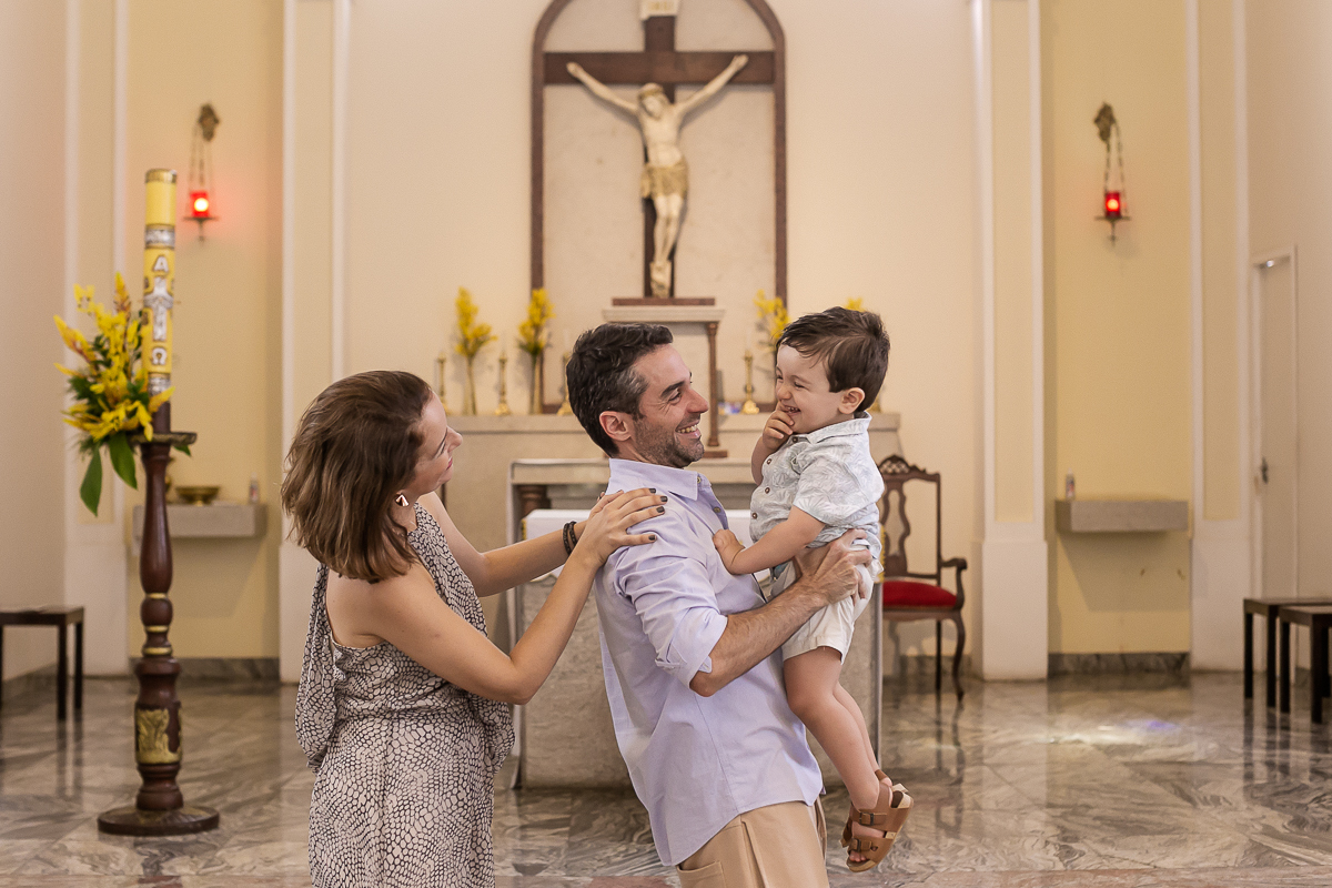 fotografias do batizado do Antonio na Paroquia Nossa Senhora Aparecida no alto de pinheiros em sao paulo sp