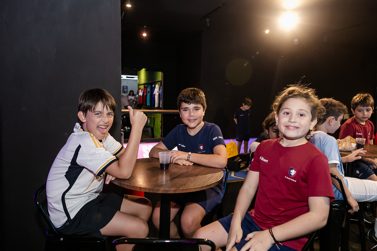 fotografias do aniversário de 8 anos do gui e do kike no soccer station moema zona sul sao paulo sp