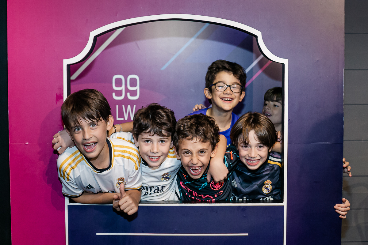 fotografias do aniversário de 8 anos do gui e do kike no soccer station moema zona sul sao paulo sp