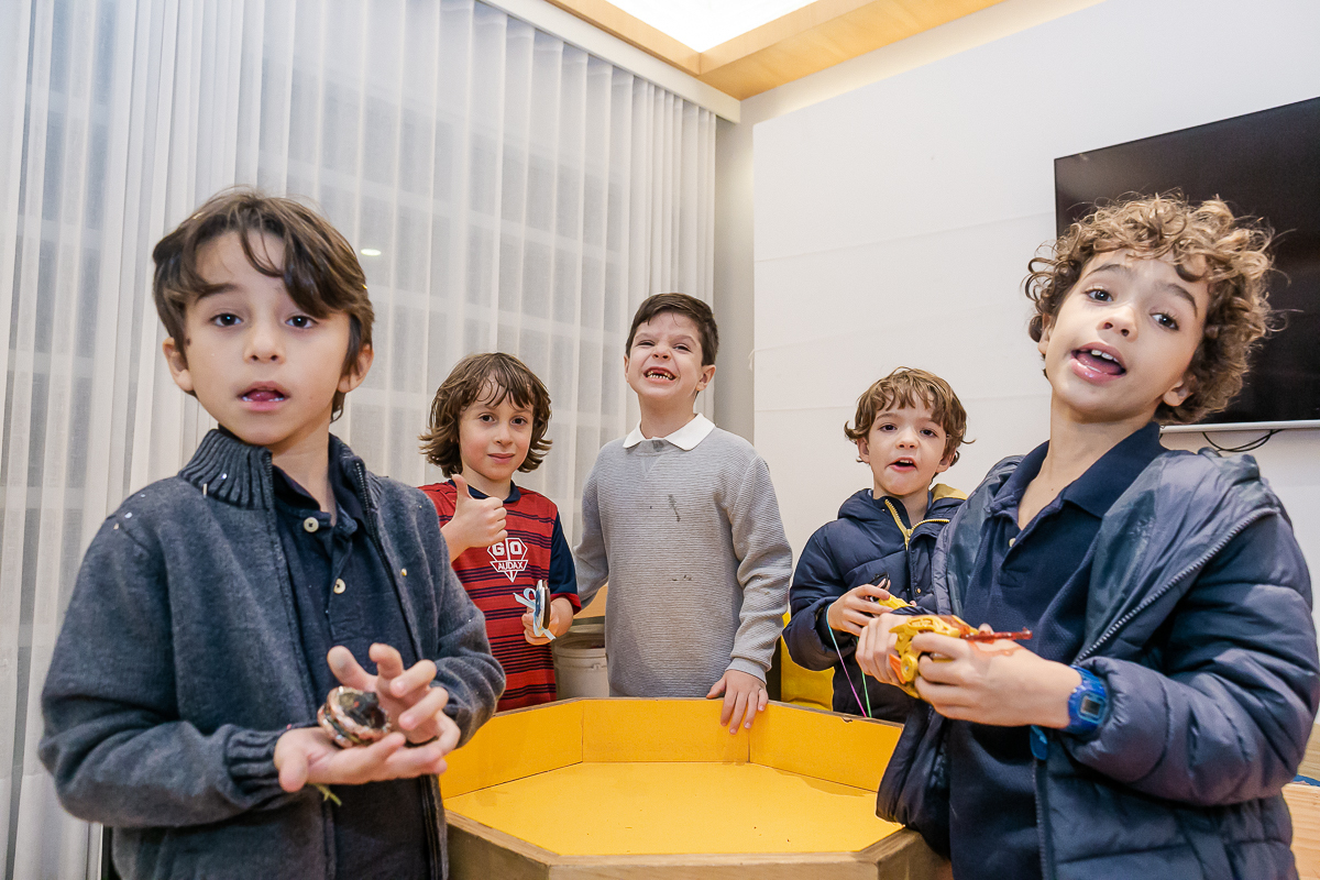 fotografias do aniversário de 6 anos do gabriel com o tema among us no condominio da familia no itaim bibi zona sul sao paulo sp
