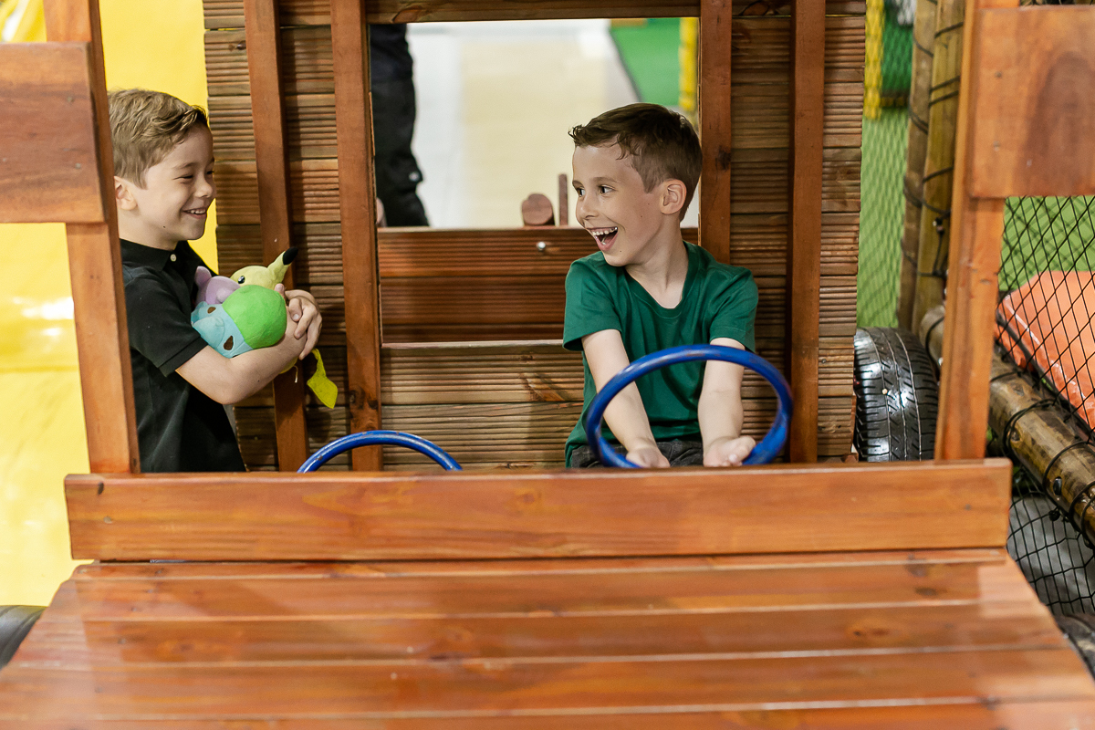 fotografias do aniversário de 5 anos da Lorena e do Mateus no buffet Espaço Boo no bairro da lapa zona oeste de sao paulo sp