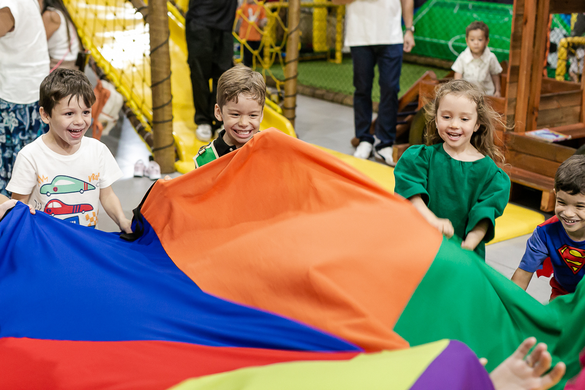 fotografias do aniversário de 5 anos da Lorena e do Mateus no buffet Espaço Boo no bairro da lapa zona oeste de sao paulo sp