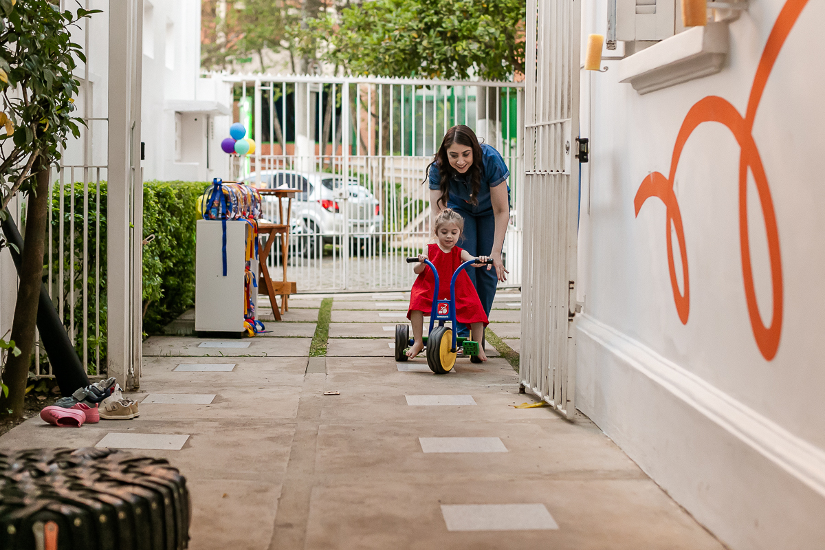 fotografias do aniversário de 5 anos do vinicius com o tema hot wheels feito pela chiara marcelli no buffet vila lumicá na vila mariana zona sul sao paulo sp