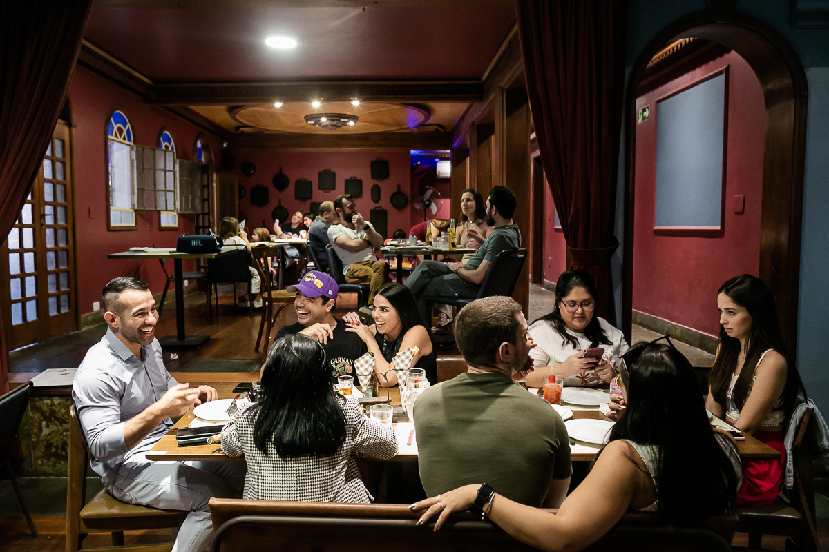 fotografias do aniversário de 40 anos da Inah no quintal debetti na cidade jardim zona sul sao paulo sp