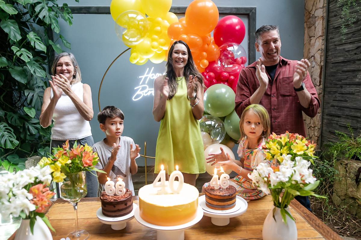 fotografias do aniversário de 40 anos da Inah no quintal debetti na cidade jardim zona sul sao paulo sp