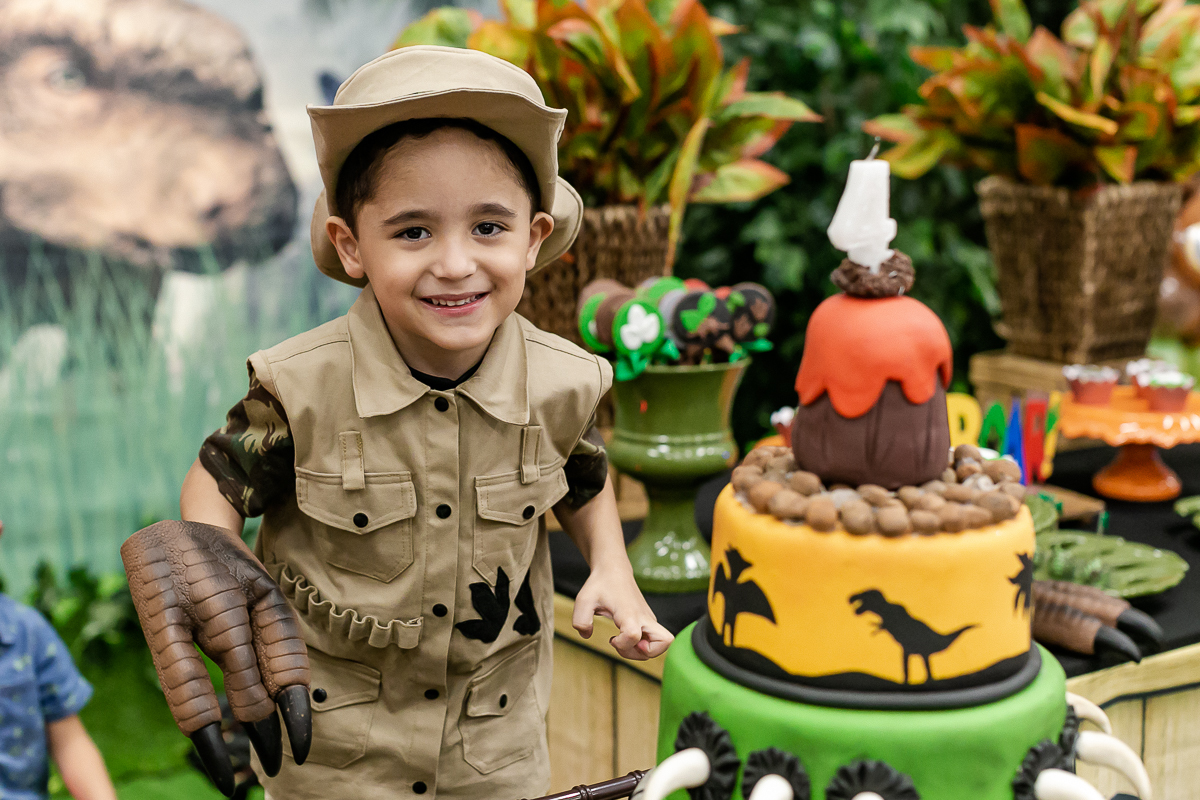 fotografias do aniversário de 4 anos do felipe com o tema dinossauros feita pela marcia colonese no buffet spasso kids tatuape zona leste sao paulo sp