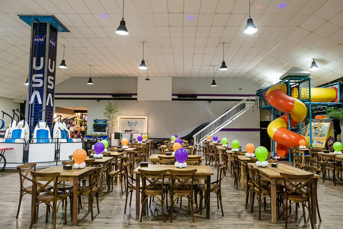 fotografias do aniversário de 11 anos da alice com tema neon party no buffet brincar e sonhar park unidade da mooca zona leste de sao paulo sp