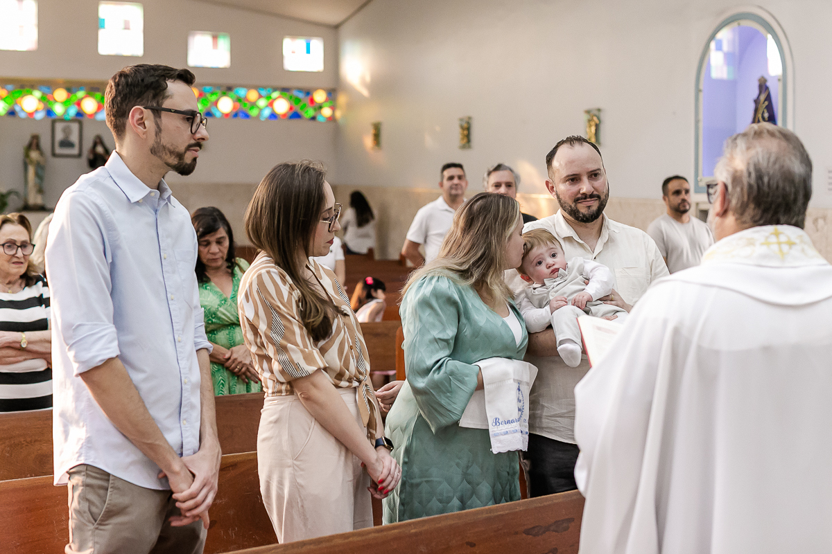 fotografias do batizado do bernardo na paroquia nossa senhora de loreto na zona norte de sao paulo sp