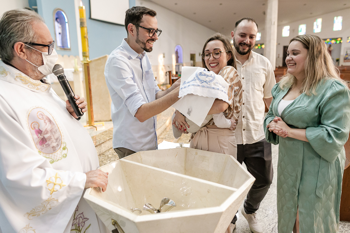 fotografias do batizado do bernardo na paroquia nossa senhora de loreto na zona norte de sao paulo sp