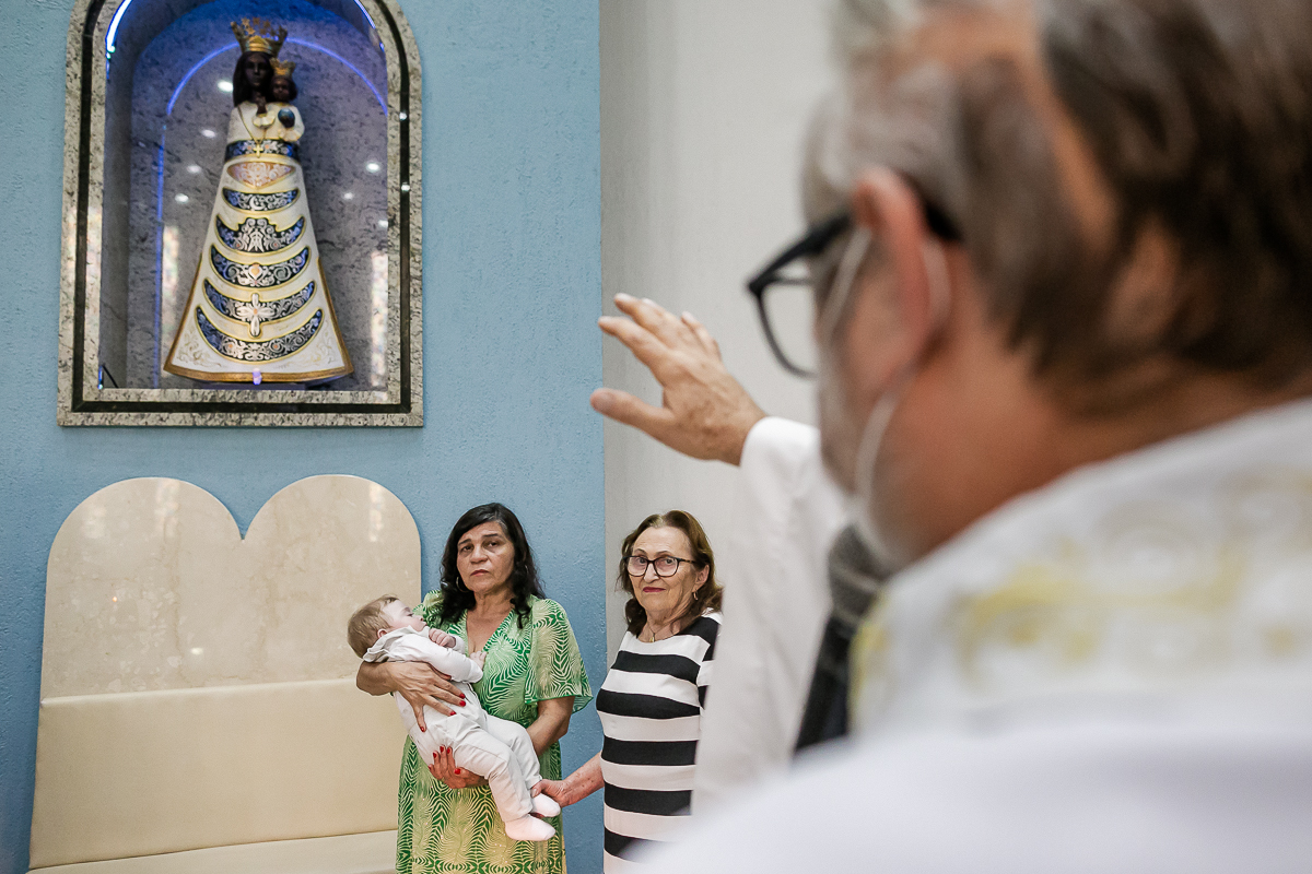 fotografias do batizado do bernardo na paroquia nossa senhora de loreto na zona norte de sao paulo sp