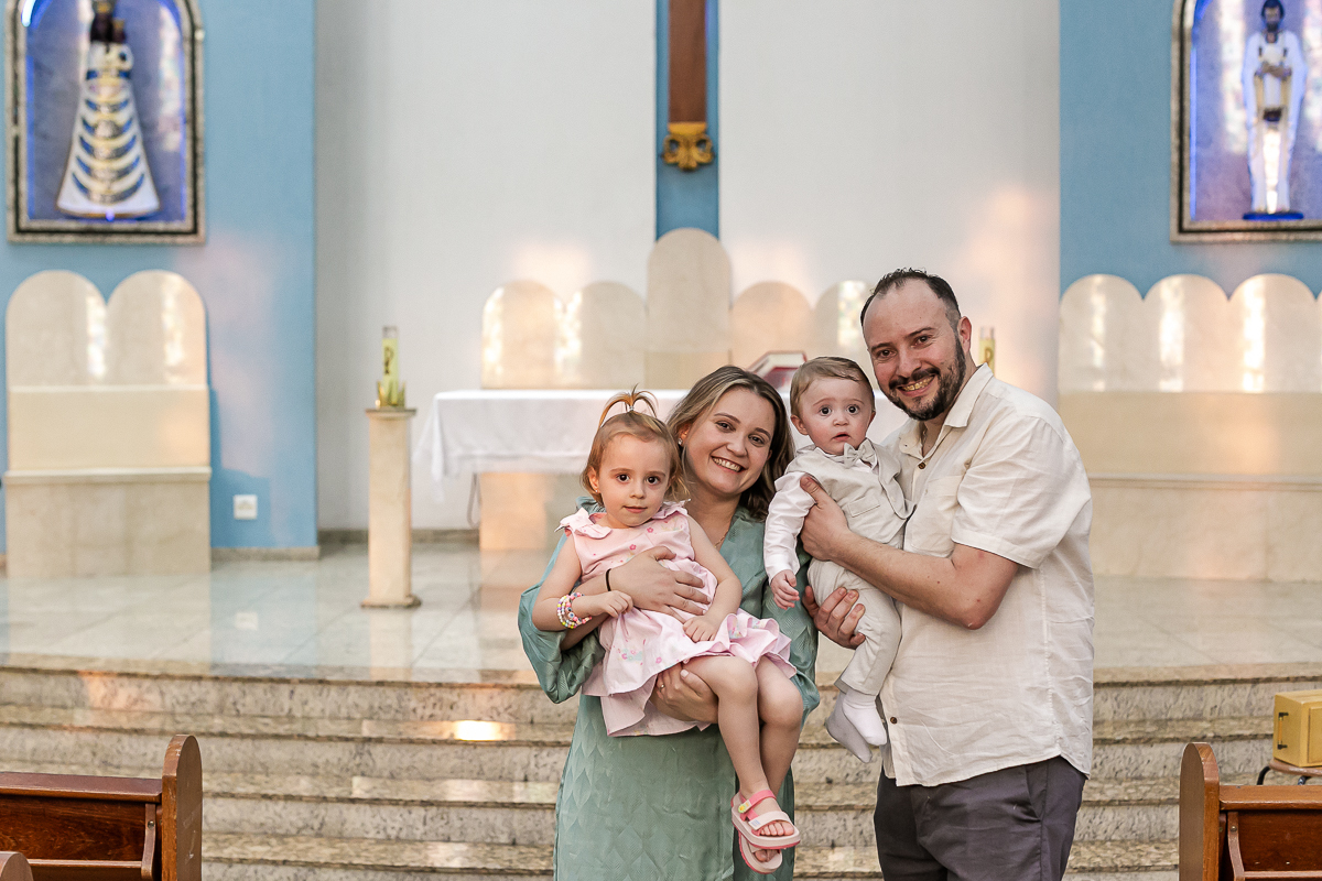 fotografias do batizado do bernardo na paroquia nossa senhora de loreto na zona norte de sao paulo sp