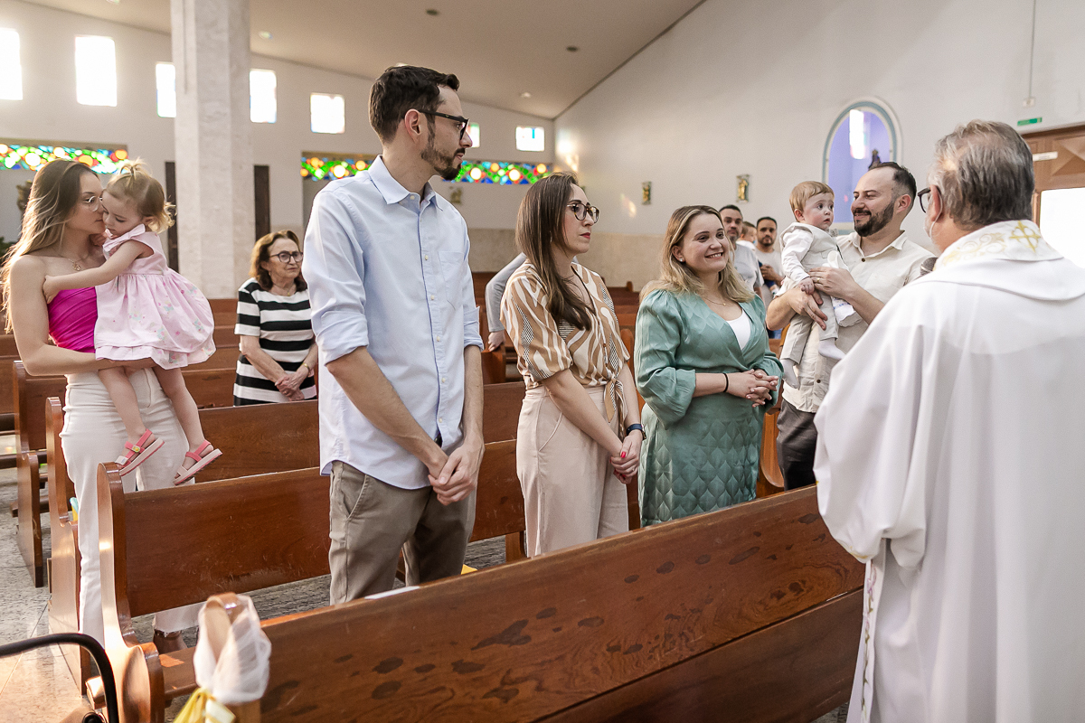 fotografias do batizado do bernardo na paroquia nossa senhora de loreto na zona norte de sao paulo sp