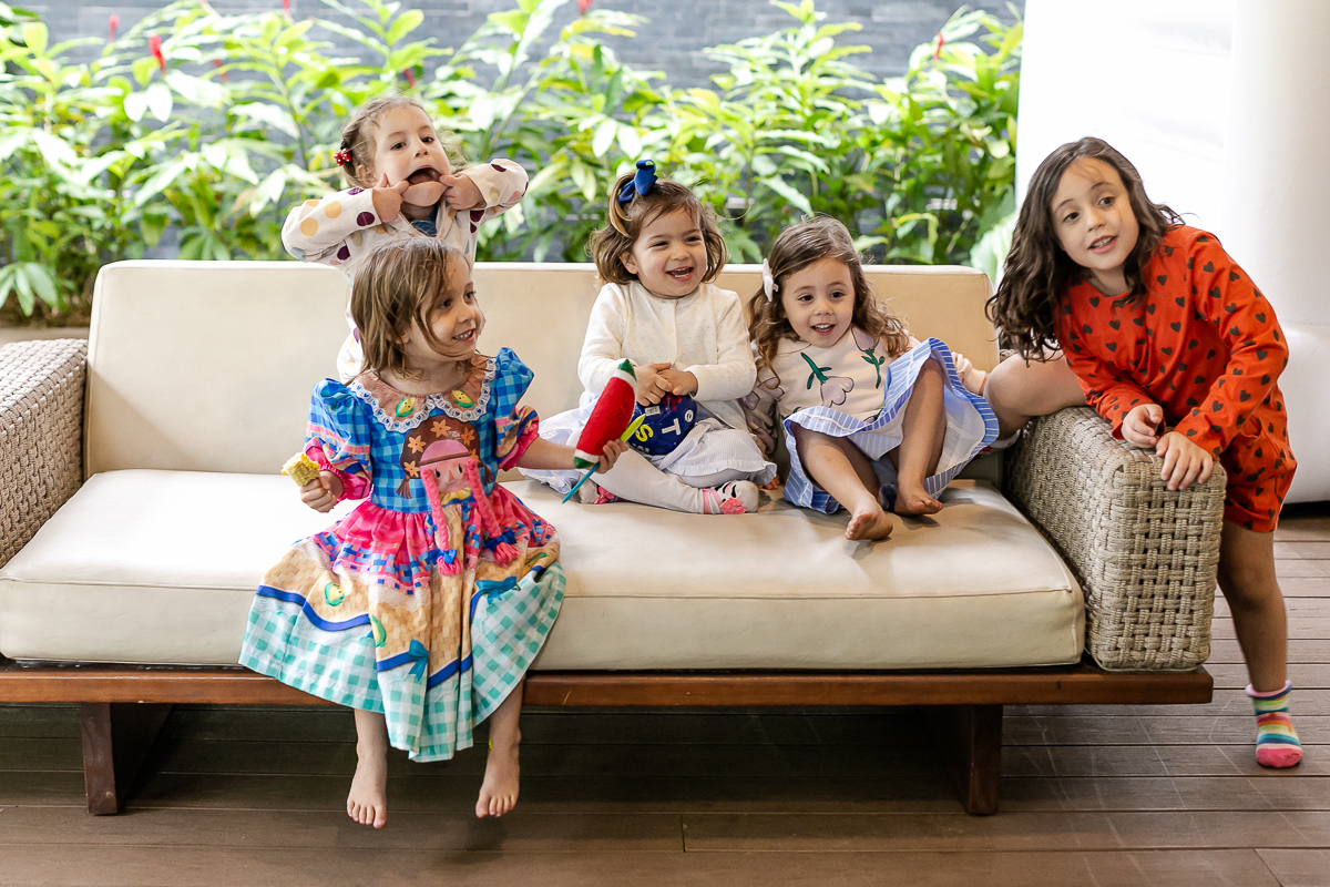 Fotografias do aniversário de 3 anos da Liz com o tema frozen no salão de festas do condomínio no brooklin zona sul sao paulo sp