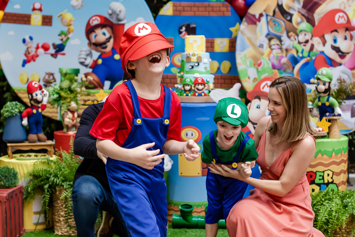 fotografias do aniversário de 5 anos do Pedro com o tema mario bros no buffet espaço la vem o sol unidade vila olimpia zona sul sao paulo sp