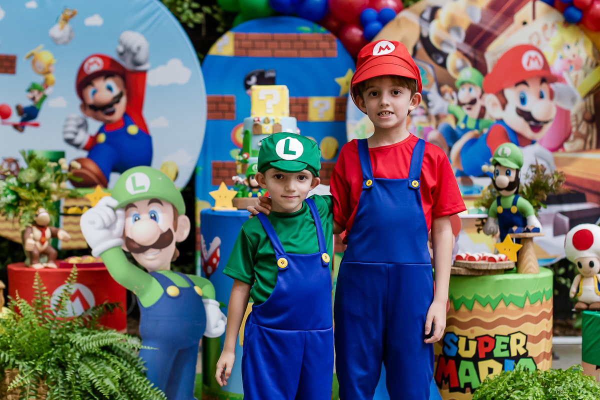 fotografias do aniversário de 5 anos do Pedro com o tema mario bros no buffet espaço la vem o sol unidade vila olimpia zona sul sao paulo sp