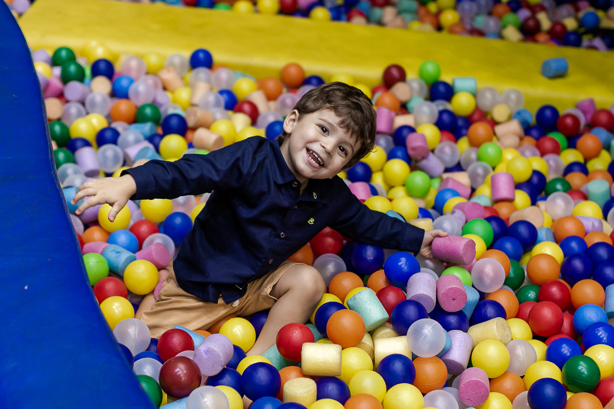 fotografias do aniversário de 5 anos do Pedro com o tema mario bros no buffet espaço la vem o sol unidade vila olimpia zona sul sao paulo sp