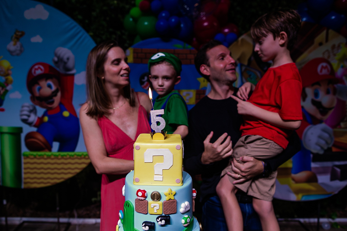 fotografias do aniversário de 5 anos do Pedro com o tema mario bros no buffet espaço la vem o sol unidade vila olimpia zona sul sao paulo sp