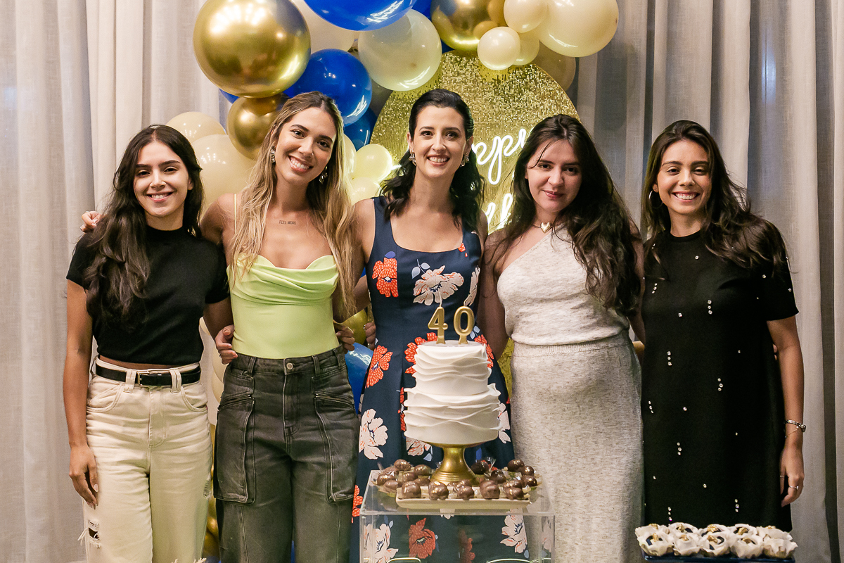 fotografias do aniversario de 40 anos da Carol no condominio em perdizes zona oeste sao paulo sp