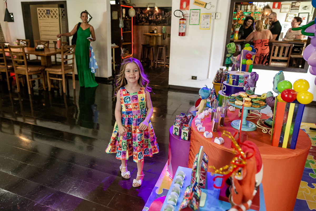 fotografias do aniversário de 6 anos da isabela no buffet villa felicitá na granja viana sao paulo sp