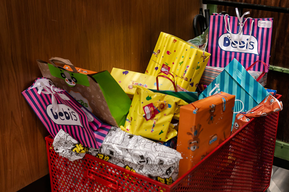 fotografias do aniversário de 4 anos da Isabel e da Anna com o tema frozen no buffet espaço pindorama na vila nova conceição zona sul de sao paulo sp