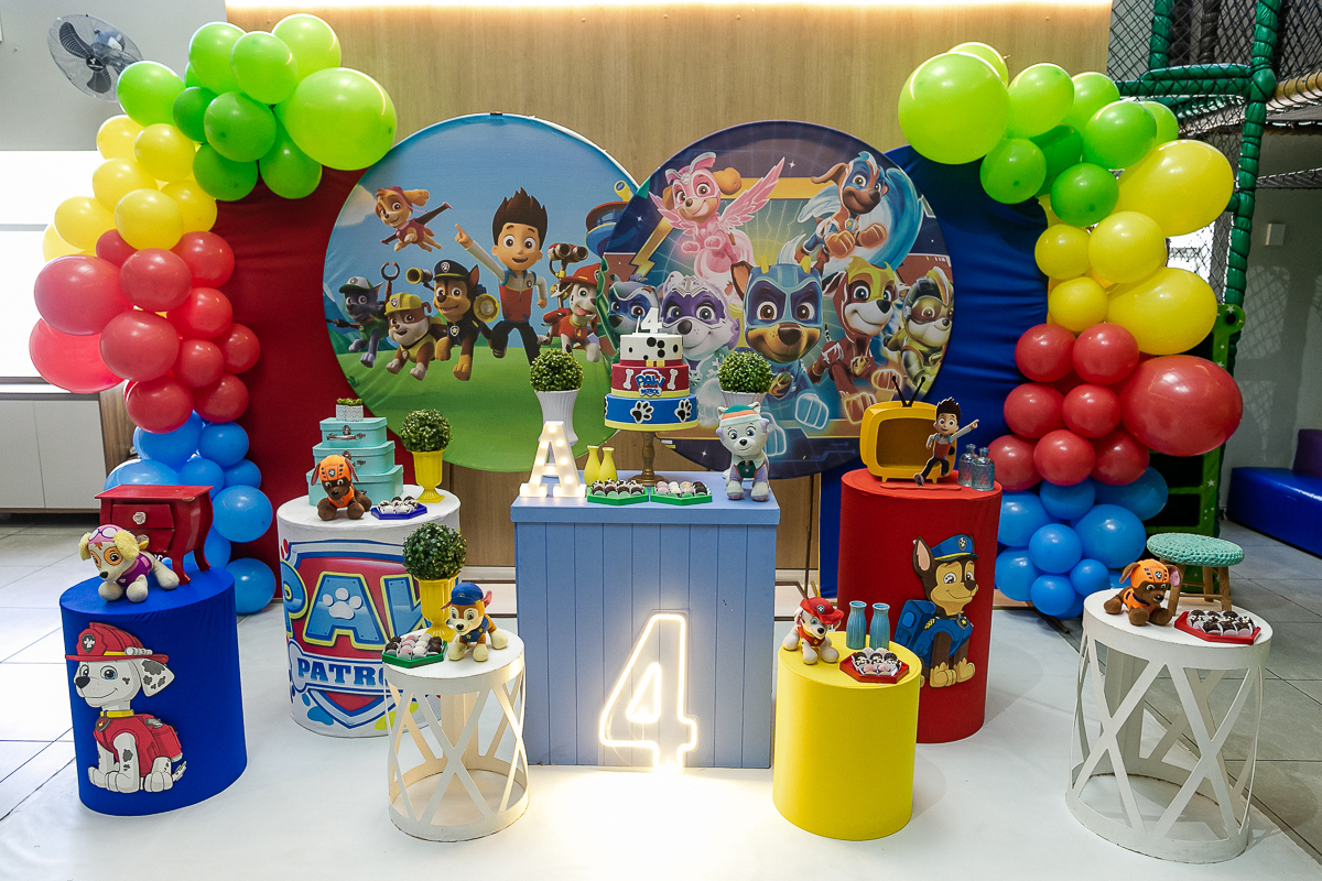 fotografias do aniversário de 4 anos do Arthur com o tema patrulha canina no buffet vip kids no campo belo zona sul sao paulo sp