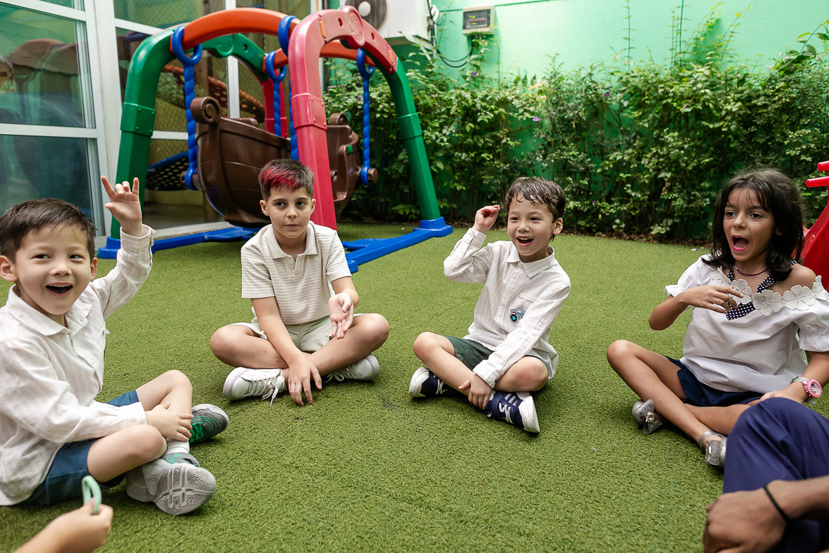 fotografias do aniversário de 6 anos do benny e do dan com o tema transformers no buffet espaço lá vem o sol unidade vila olímpia zona sul de sao paulo sp