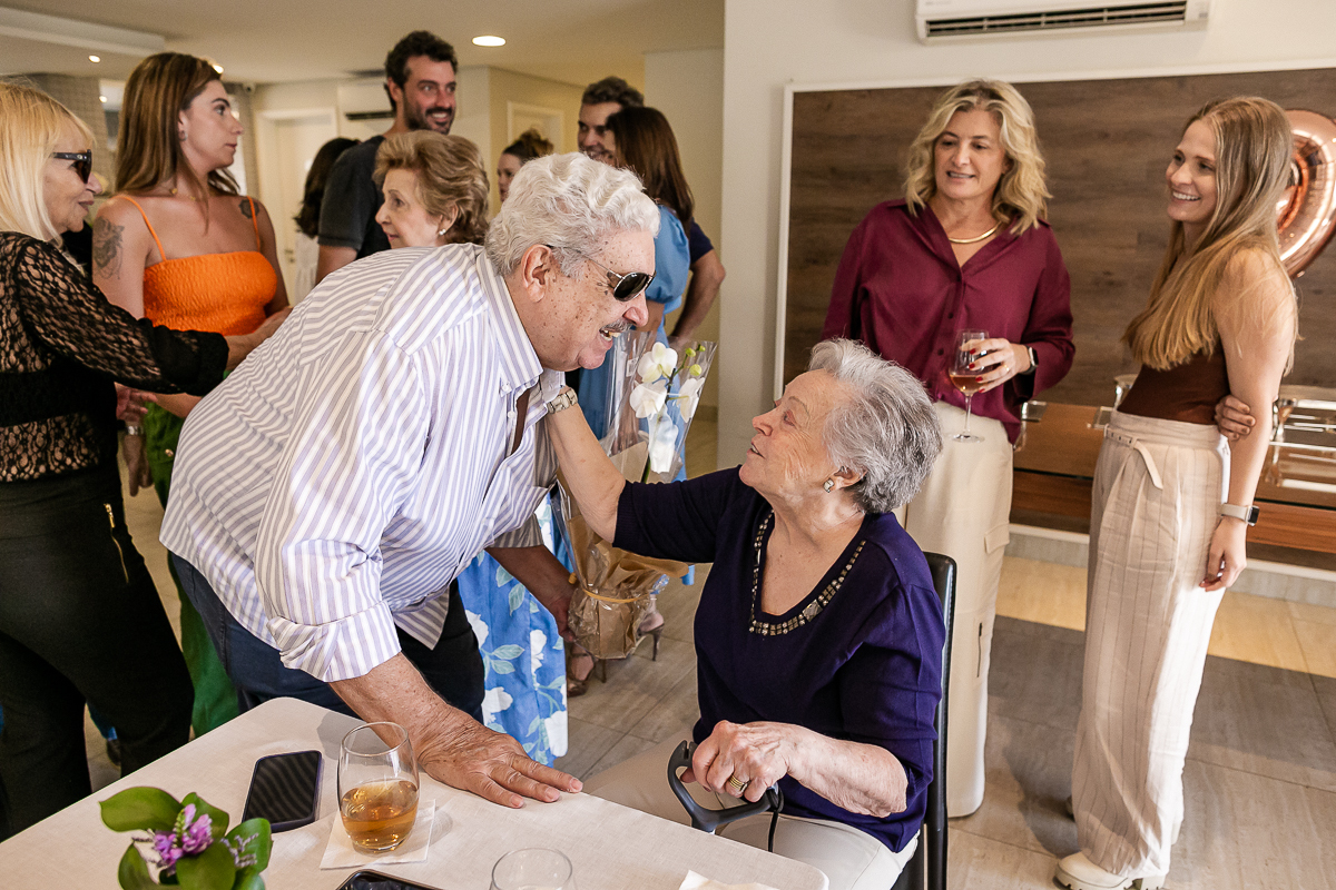 fotografias do aniversário de 90 anos da Neide no salão de festas do condominio na zona sul de sao paulo sp