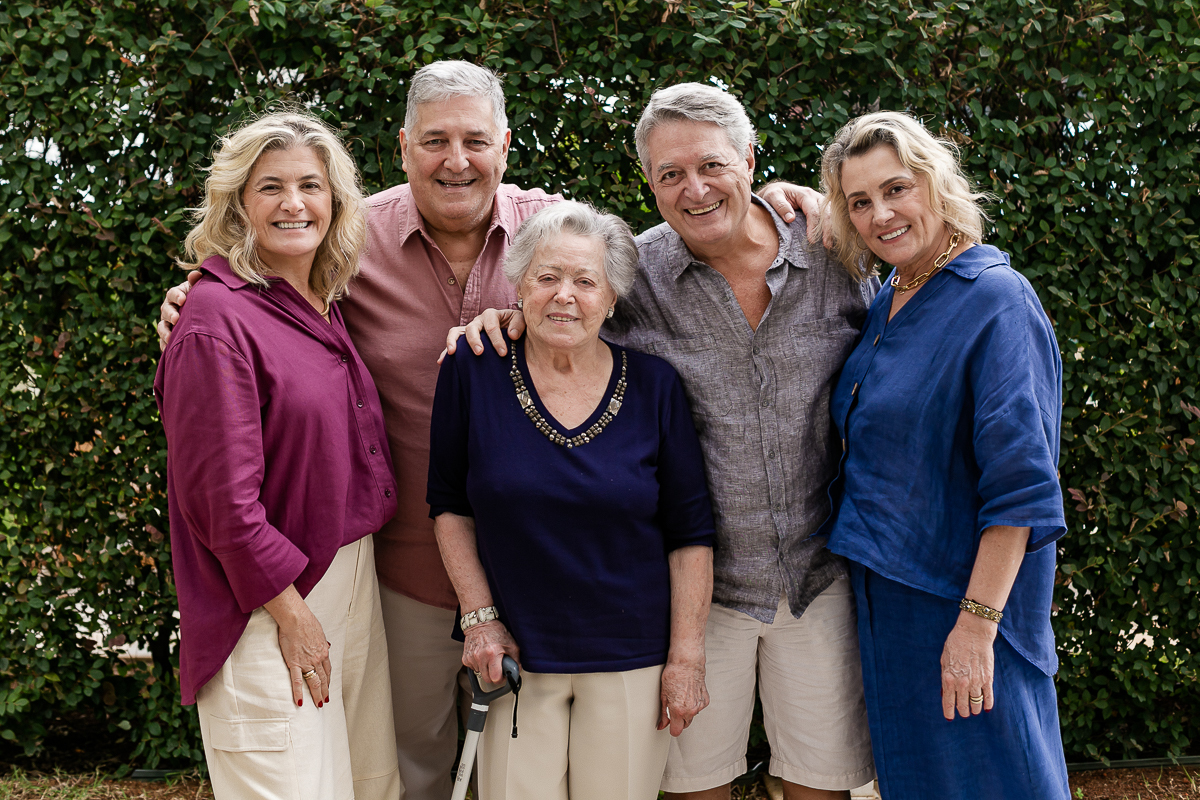 fotografias do aniversário de 90 anos da Neide no salão de festas do condominio na zona sul de sao paulo sp
