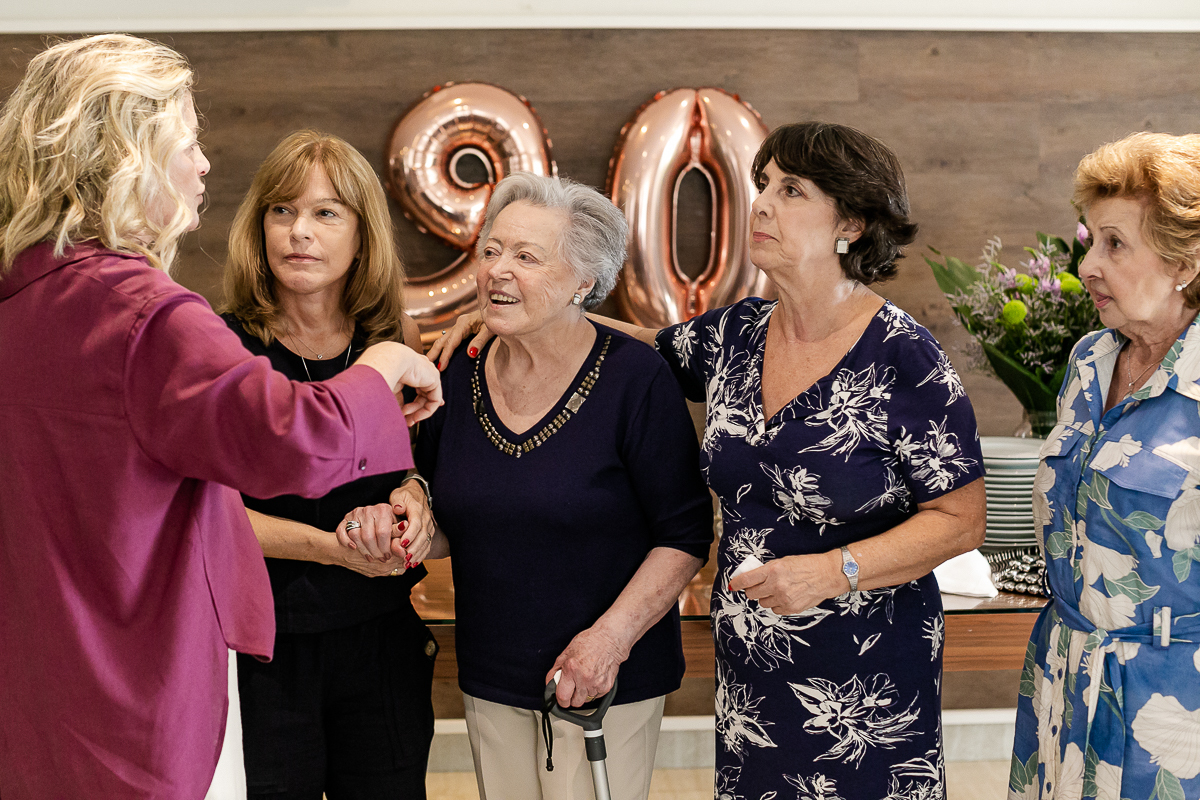 fotografias do aniversário de 90 anos da Neide no salão de festas do condominio na zona sul de sao paulo sp
