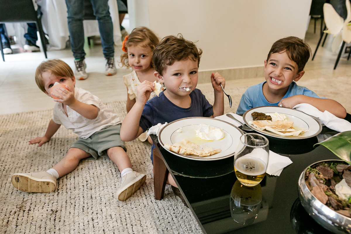 fotografias do aniversário de 90 anos da Neide no salão de festas do condominio na zona sul de sao paulo sp