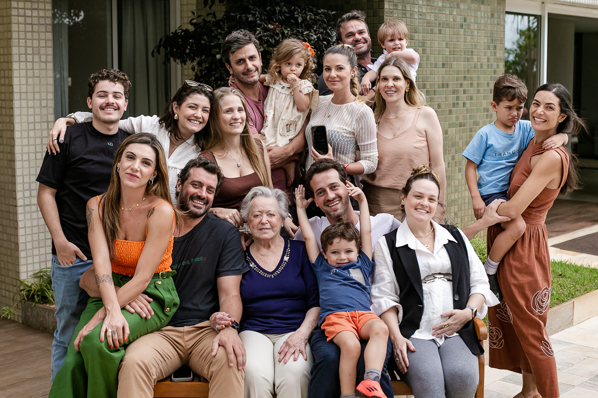 fotografias do aniversário de 90 anos da Neide no salão de festas do condominio na zona sul de sao paulo sp