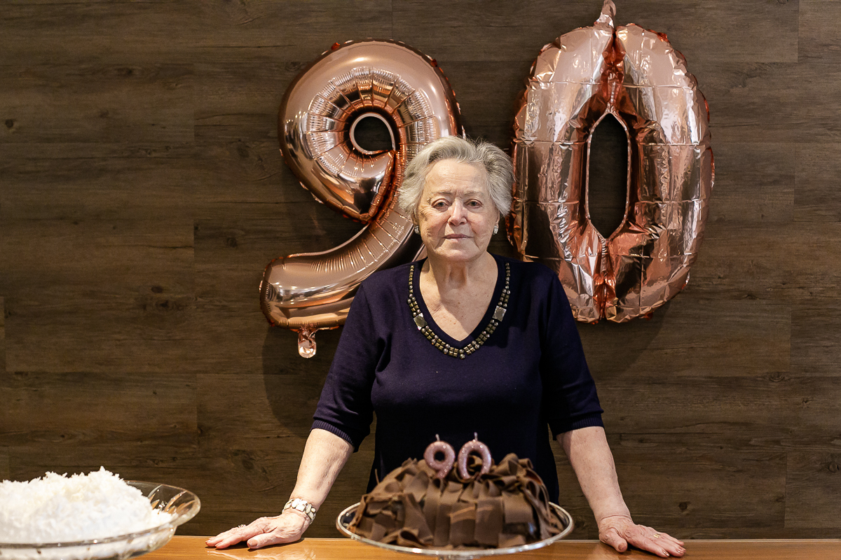 fotografias do aniversário de 90 anos da Neide no salão de festas do condominio na zona sul de sao paulo sp